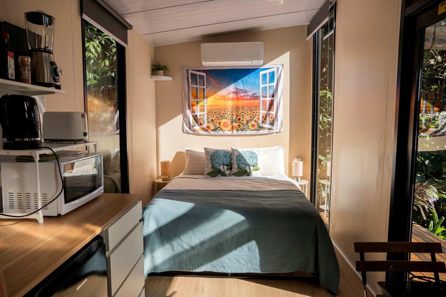 Tiny House with Outstanding Landscape Views in Mena Creek, Queensland