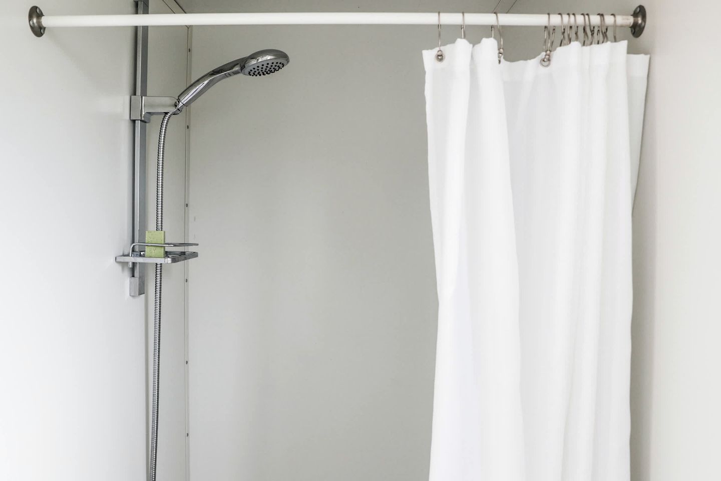 Peaceful Tiny House Rental on a Horse Farm for Glamping near Canberra