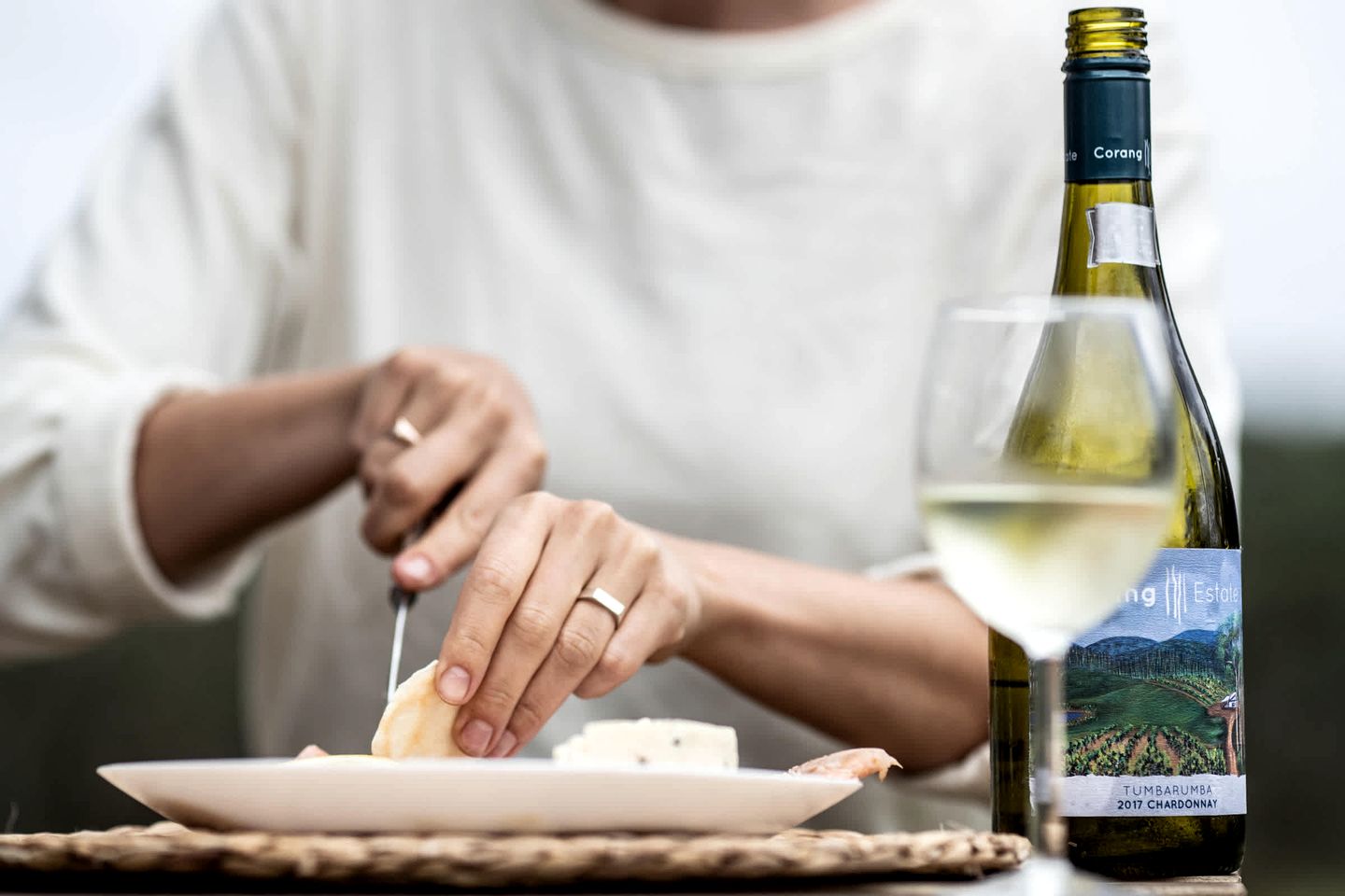 Peaceful Tiny House Rental on a Horse Farm for Glamping near Canberra