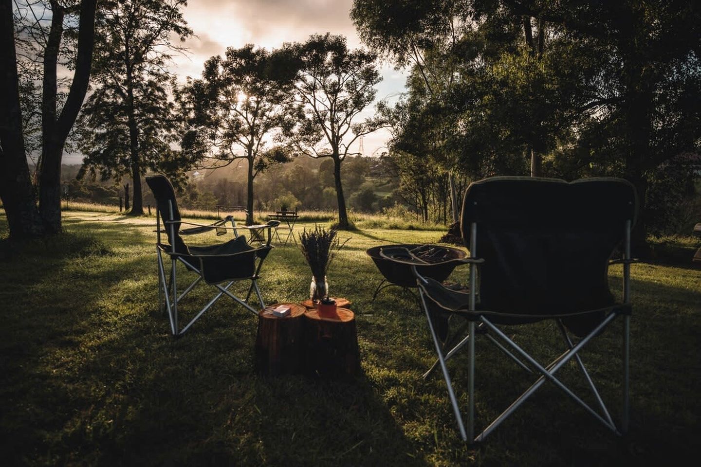 Charming Tiny House Rental for Glamping in NSW
