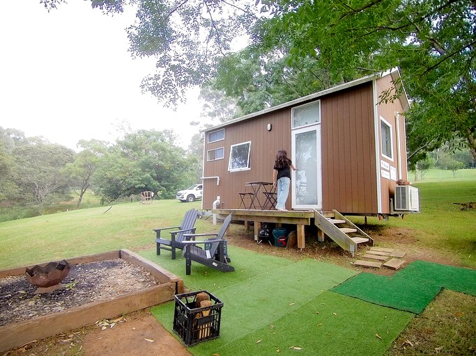 Tiny Houses (Australia, Comleroy, New South Wales)