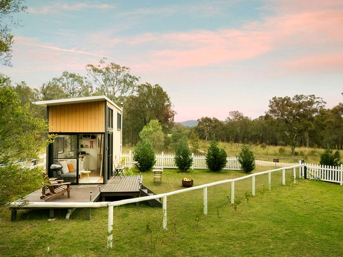Tiny Houses (Australia, Broke, New South Wales)