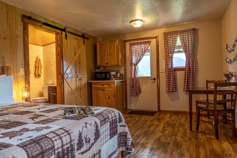 Tiny Houses (United States of America, Seneca Rocks, West Virginia)