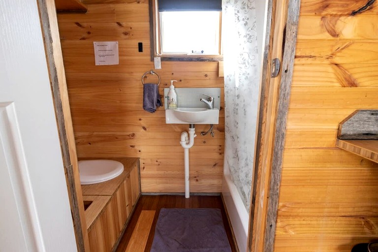 Vacation Rentals (Australia, Monegeetta, Victoria)