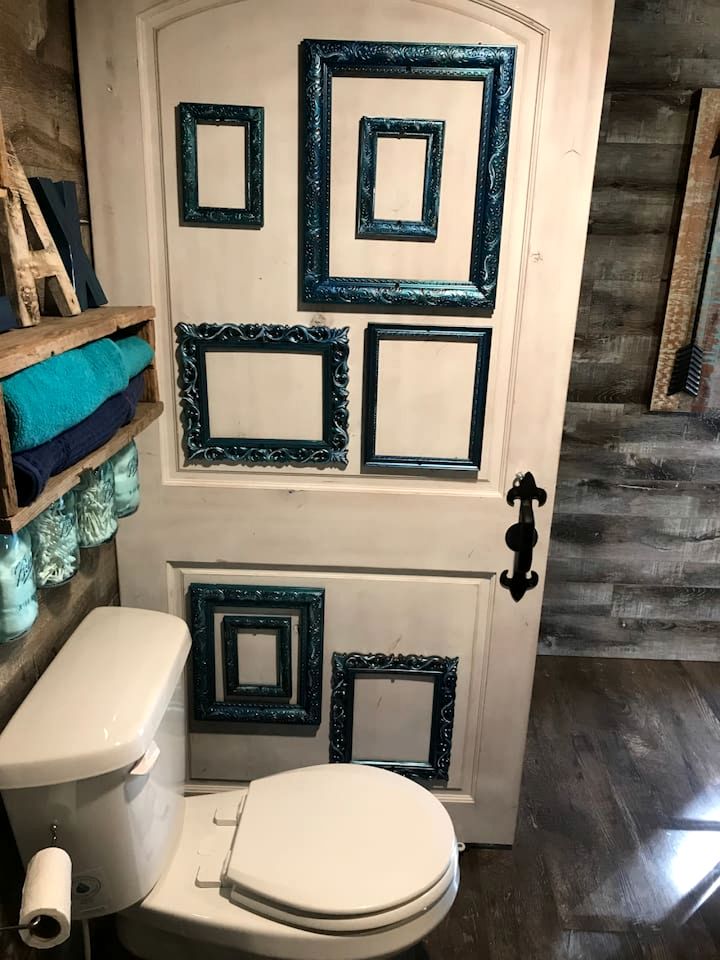Beautiful Tiny House with Wrap-Around Deck and Skylight for a Romantic Escape in Irwin, Idaho