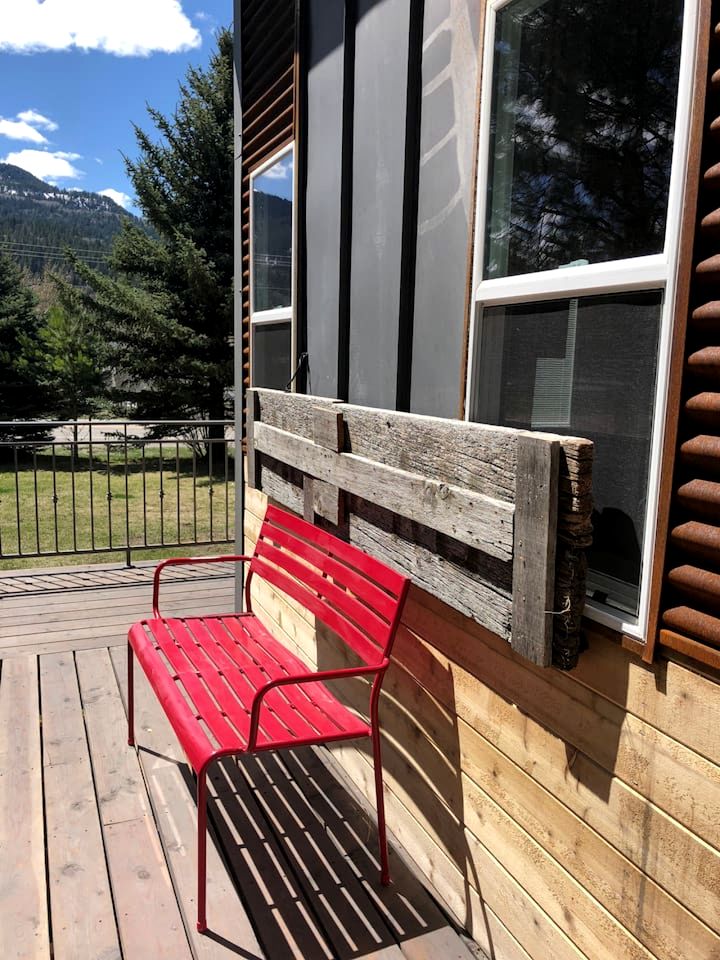 Beautiful Tiny House with Wrap-Around Deck and Skylight for a Romantic Escape in Irwin, Idaho