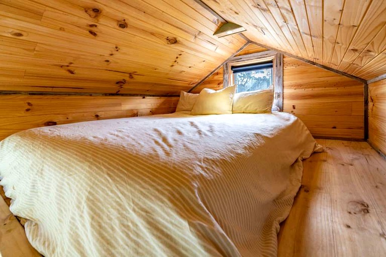 Tree Houses (Australia, Monegeetta, Victoria)