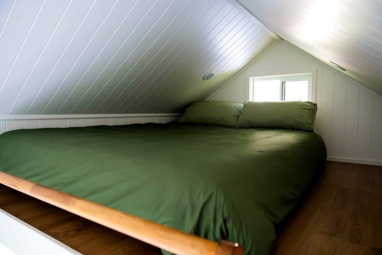 Cabins (Australia, --, New South Wales)