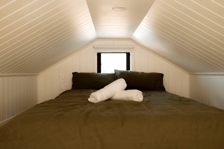 Tiny Houses (Australia, --, Western Australia)