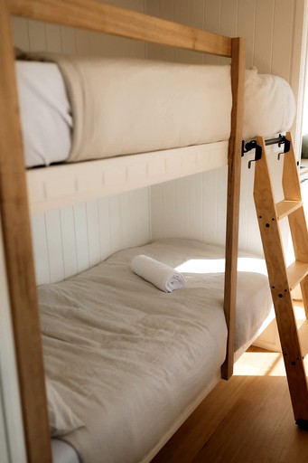 Tiny Houses (Australia, --, Western Australia)