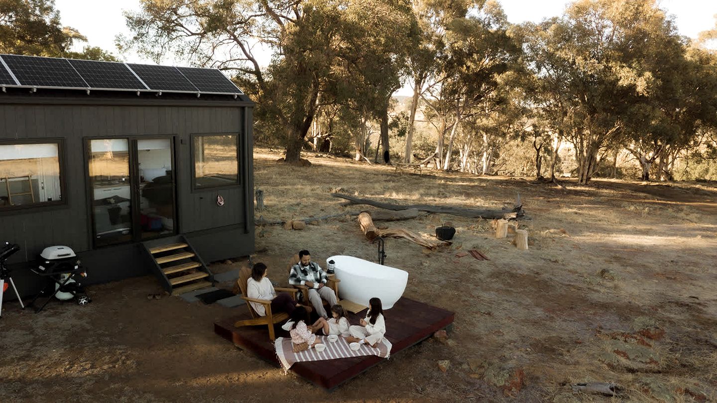 Secluded Tiny Home with Outdoor Bath near Perth in Toodyay, WA