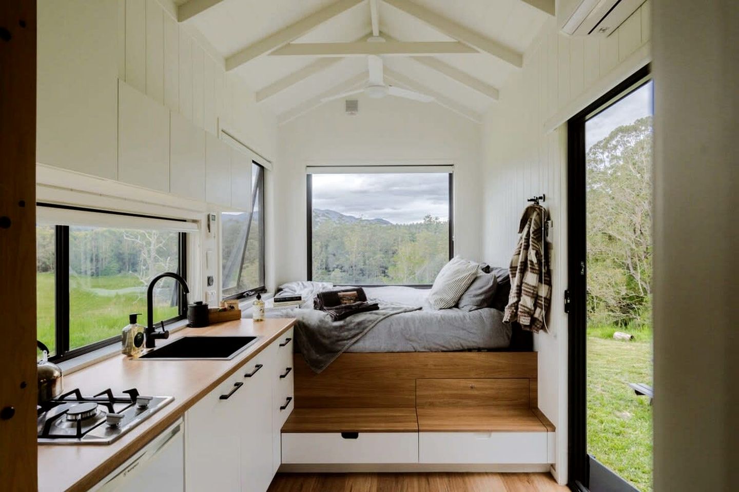 Classy Tiny Retreat Spectacular for Nature Lovers in New South Wales