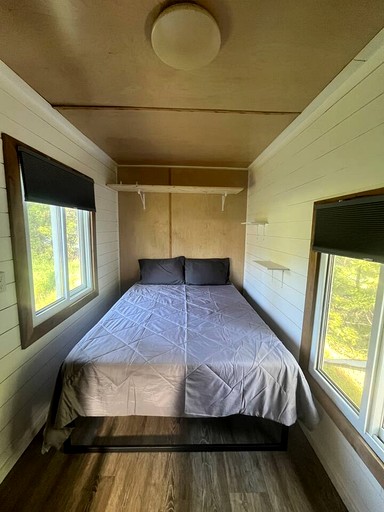 Tiny Houses (United States of America, Groveland, California)