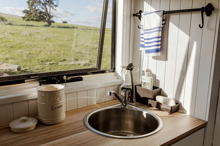 Vacation Rentals (Australia, --, --)