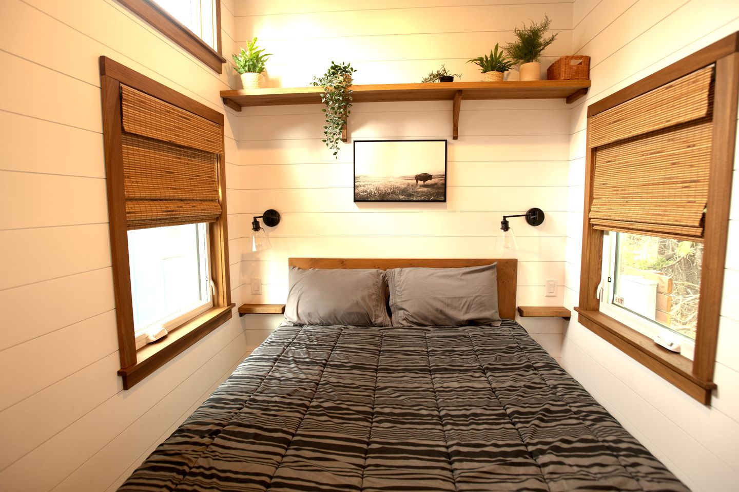 Cozy Modern Tiny Retreat with Yoga Dome, Garden, and Stargazing in Groveland, California