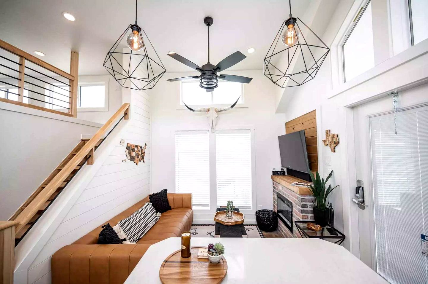 Serene Tiny Home Retreat with Resort Amenities Near Fredericksburg, TX