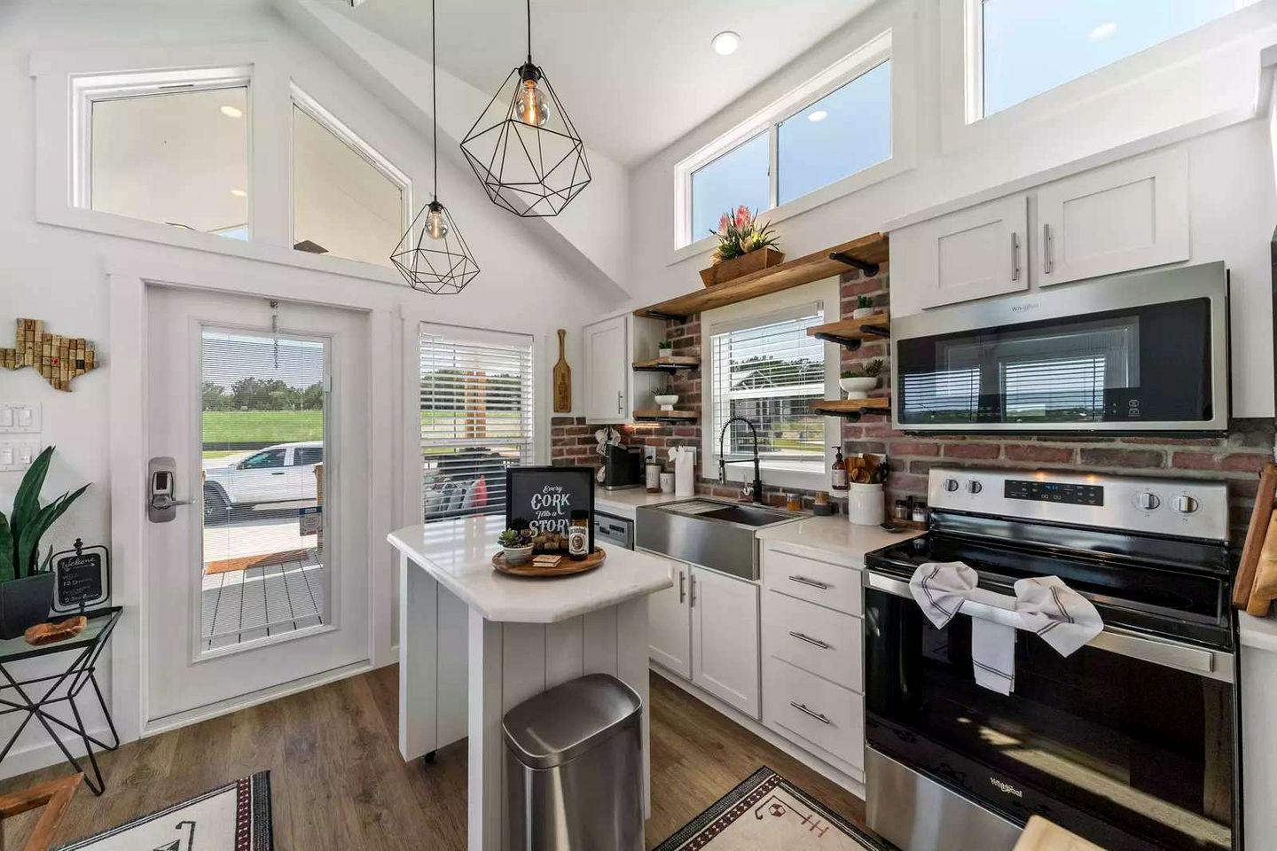 Serene Tiny Home Retreat with Resort Amenities Near Fredericksburg, TX