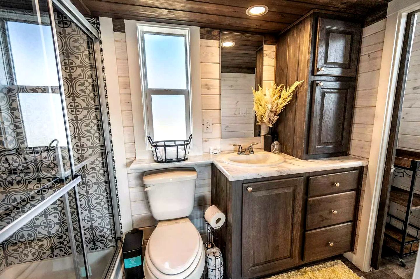 Stylish Tiny Home Getaway with Resort-Style Pool Near Fredericksburg, TX