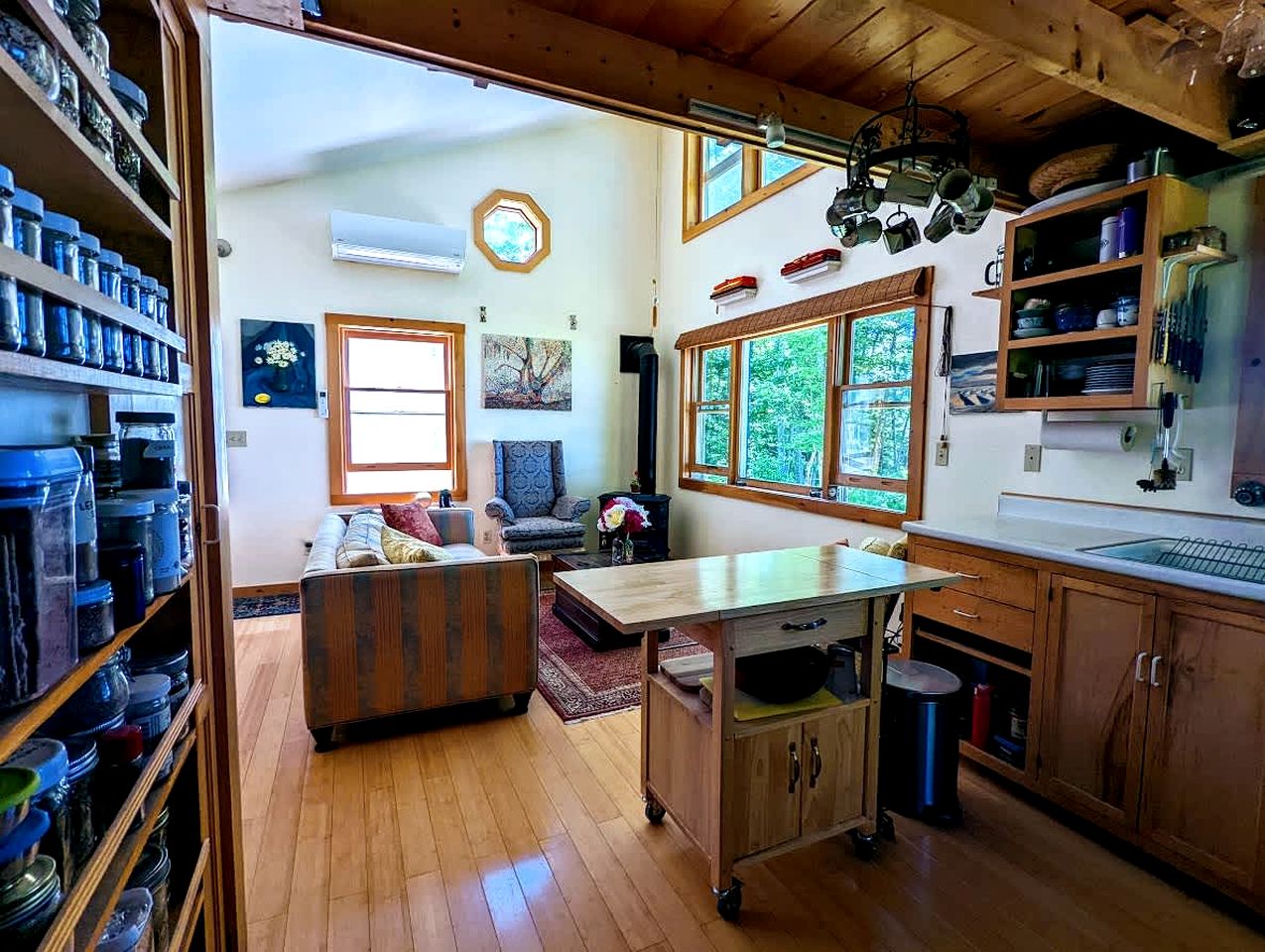 Cute Tiny Beach House with Amazing Bay Views and Private Beach in Trenton, Maine