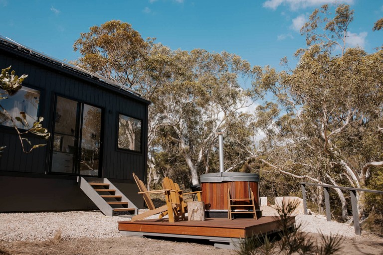 Secluded Tiny Homes with Wildlife Encounters near Sanctuary in Victoria