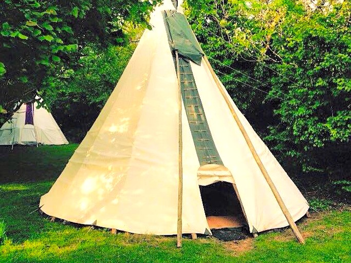 Luxury tipi rental near Port Isaacs, Cornwall, England