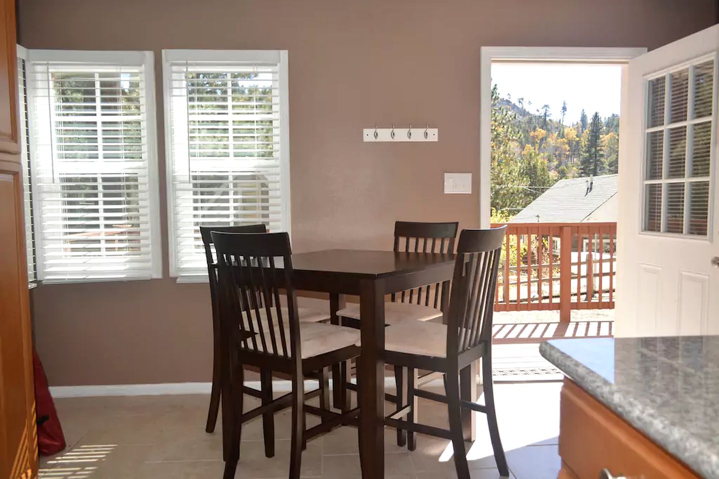 Budget-Friendly Cabin Rental by Green Valley Lake near San Bernardino, California