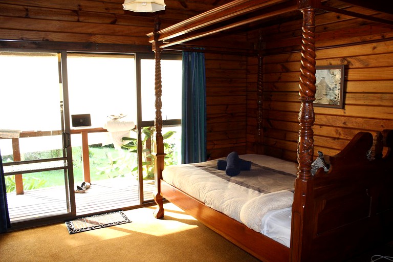 Cabins (Te Rawa, South Island, New Zealand)