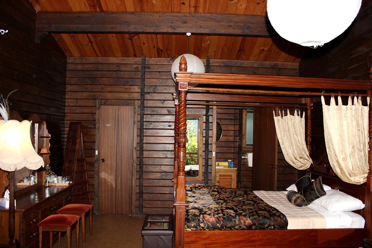 Cabins (Te Rawa, South Island, New Zealand)