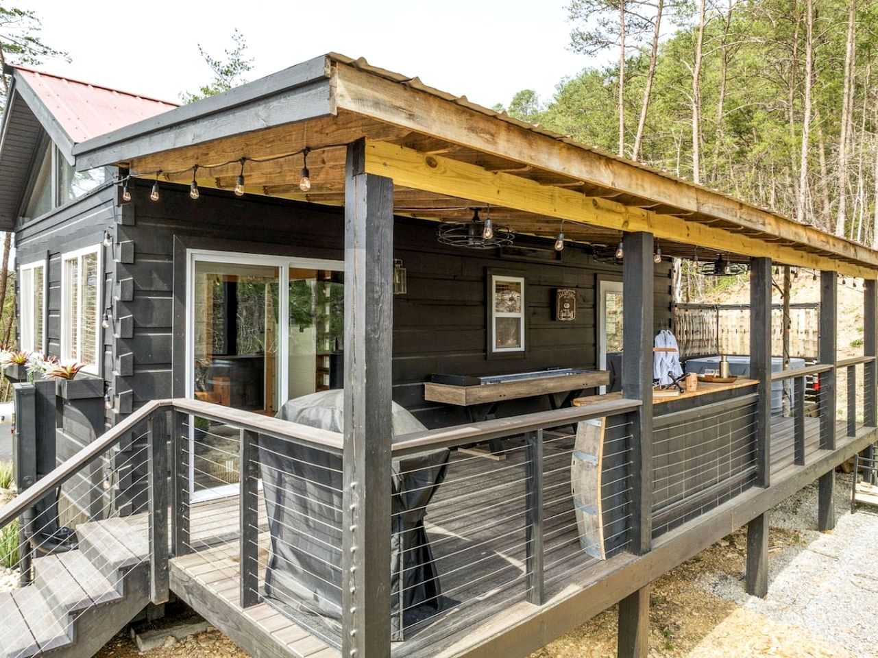 Cozy Cabin Near Great Smoky Mountains National Park, Tennessee