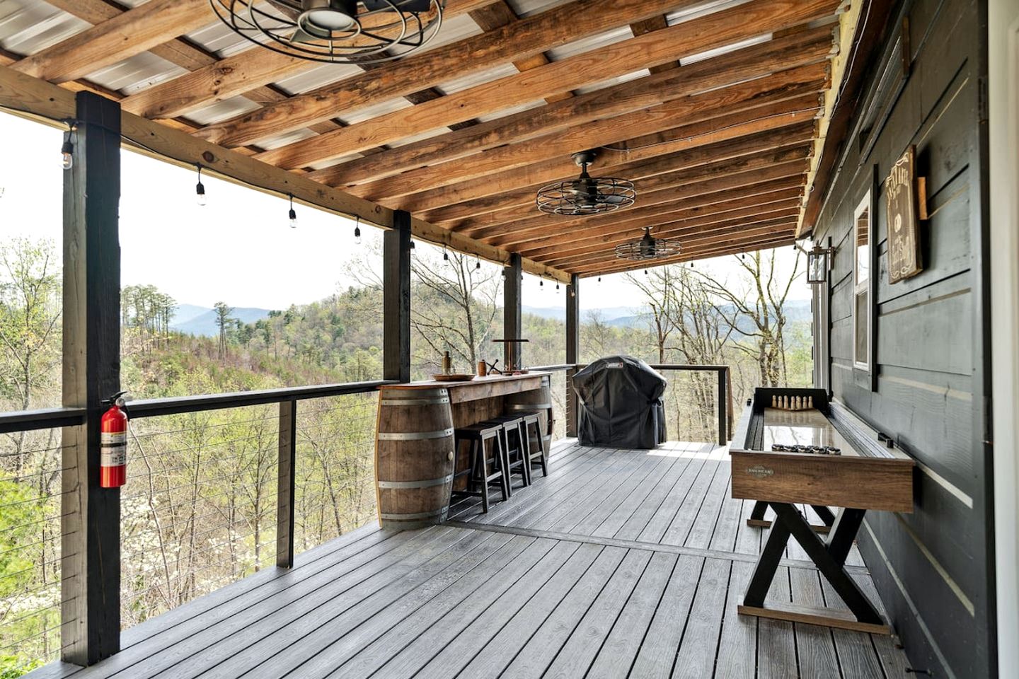 Cozy Cabin Near Great Smoky Mountains National Park, Tennessee