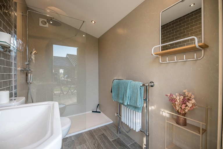 Cottages (United Kingdom, Wangford, Suffolk)