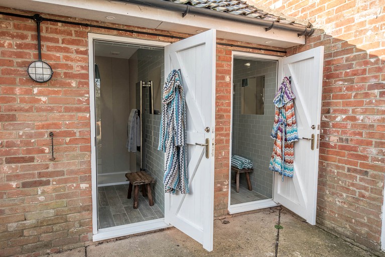 Cottages (United Kingdom, Wangford, Suffolk)