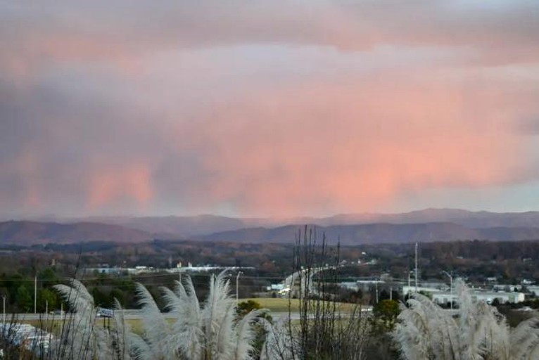 Nature Lodges (Knoxville, Tennessee, United States)