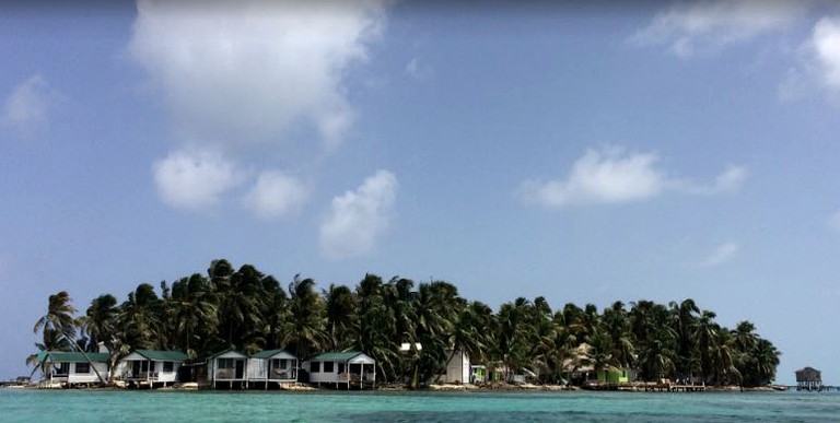 Cabins (Tobacco Caye, Stann Creek District, Belize)