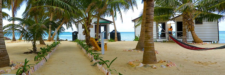 Cabins (Tobacco Caye, Stann Creek District, Belize)