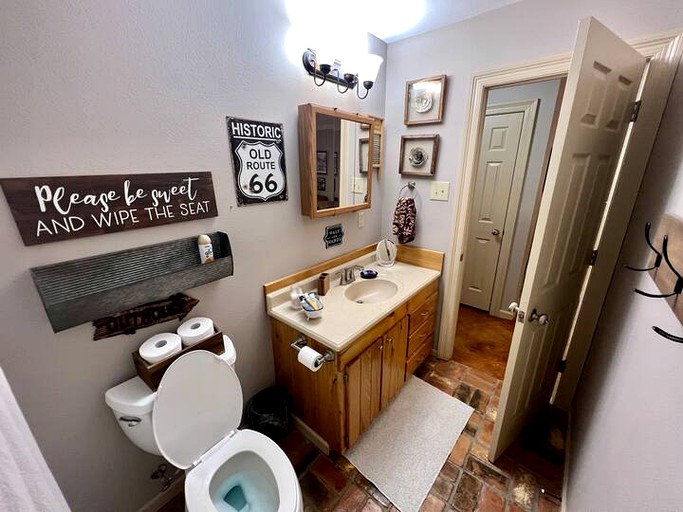 Cummins Creek, Cabins, Liberty, United States of America Glamping Hub