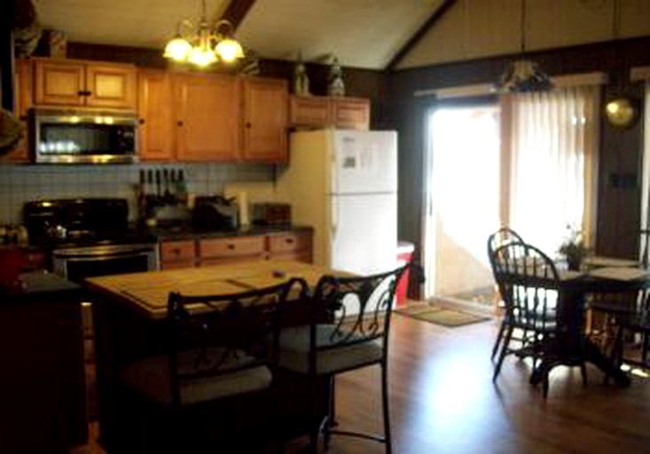 Cabins (Zwolle, Louisiana, United States)