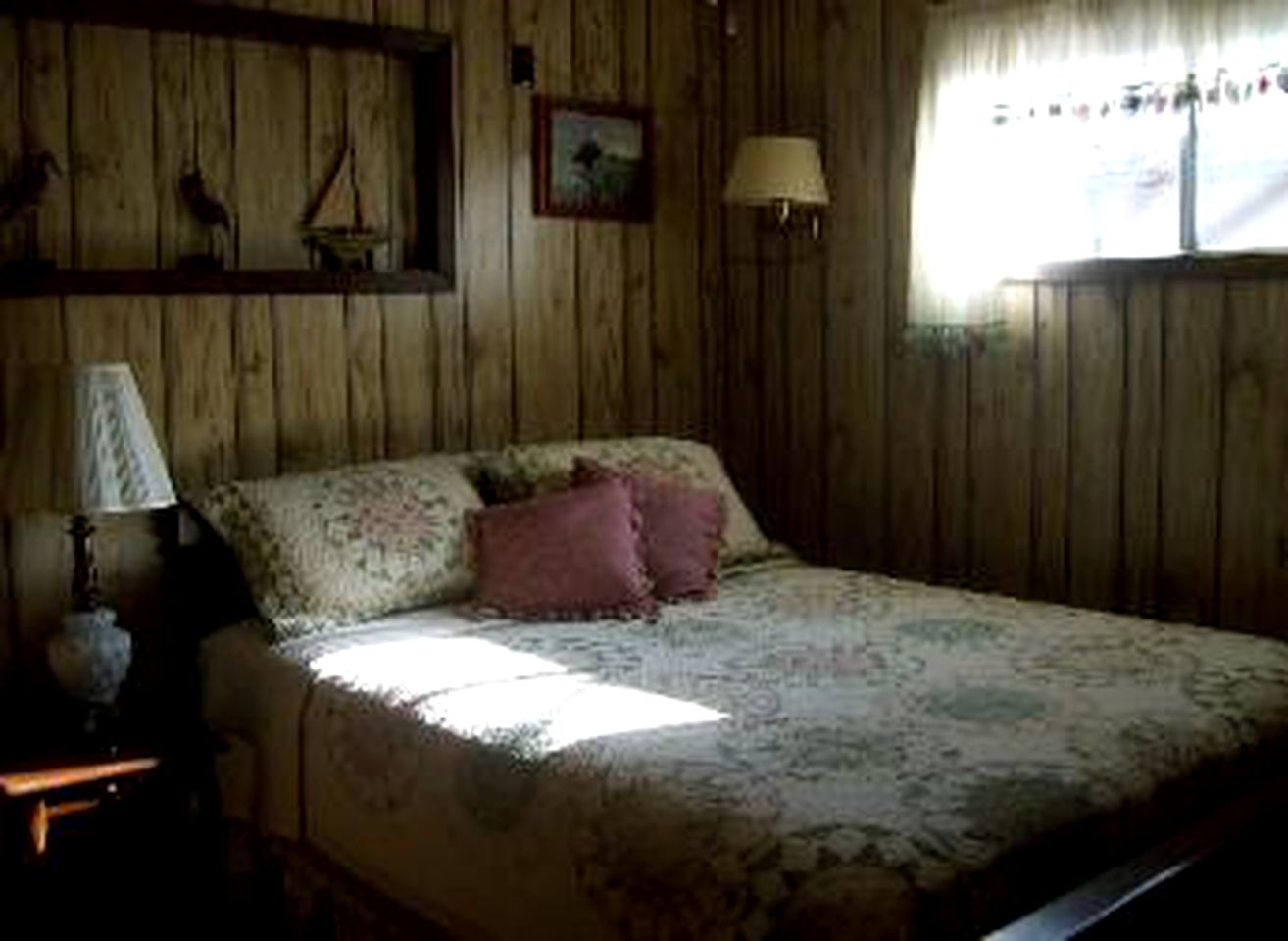 Charming Cabin Rental near a National Forest in Zwolle, Louisiana