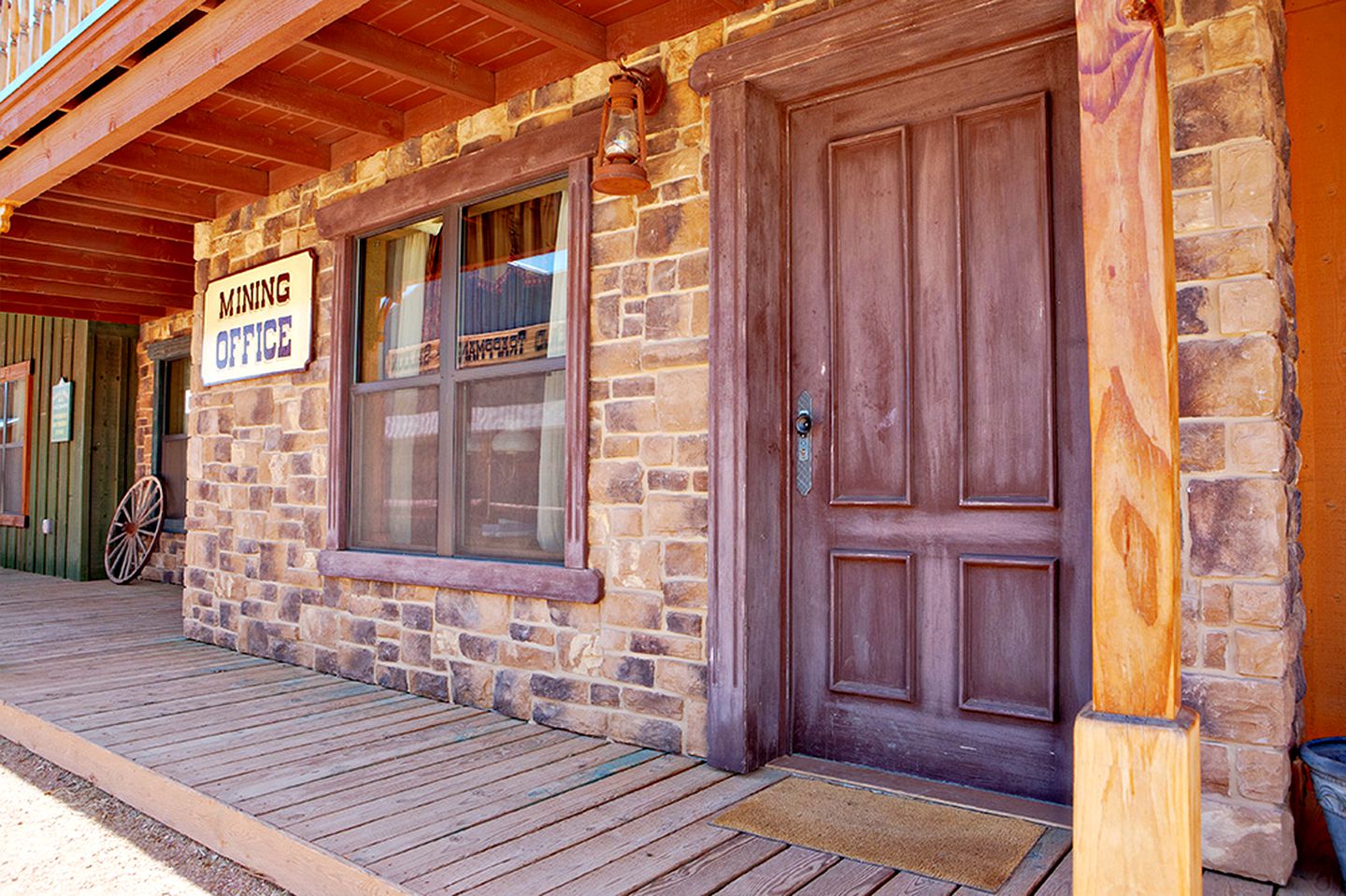 Tombstone Monument Ranch, Nature Lodges 48386, Tombstone, United States of America Glamping Hub