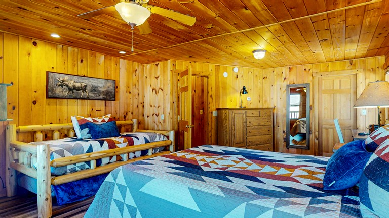 Cabins (United States of America, Rockwood, Maine)