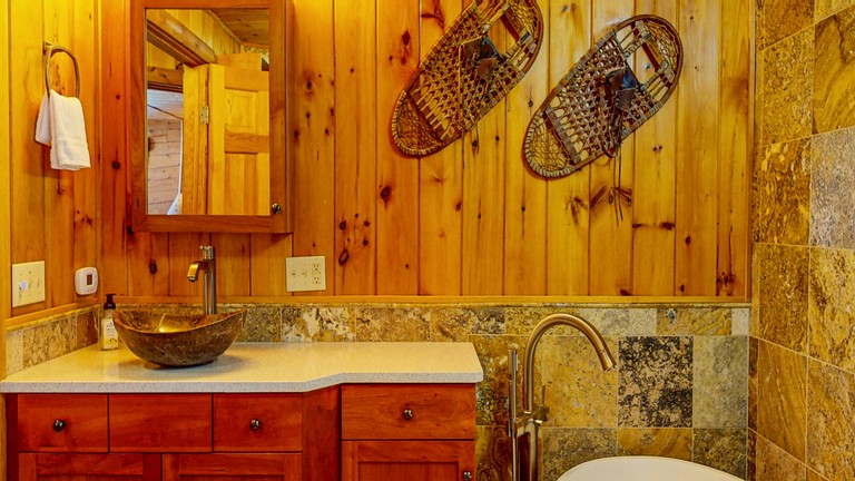 Cabins (United States of America, Rockwood, Maine)