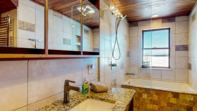 Cabins (United States of America, Rockwood, Maine)