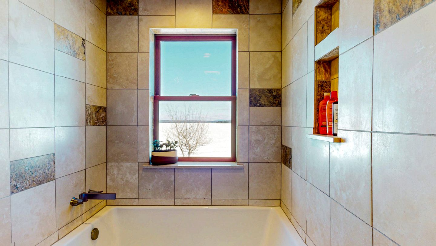 Ultimate Four-Season Escape with Scenic Porch Views in Rockwood, Maine