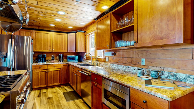 Cabins (United States of America, Rockwood, Maine)