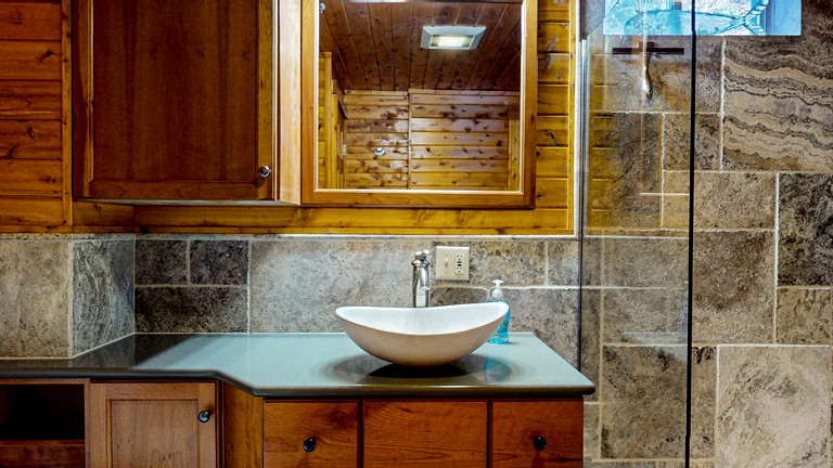 Cabins (United States of America, Rockwood, Maine)