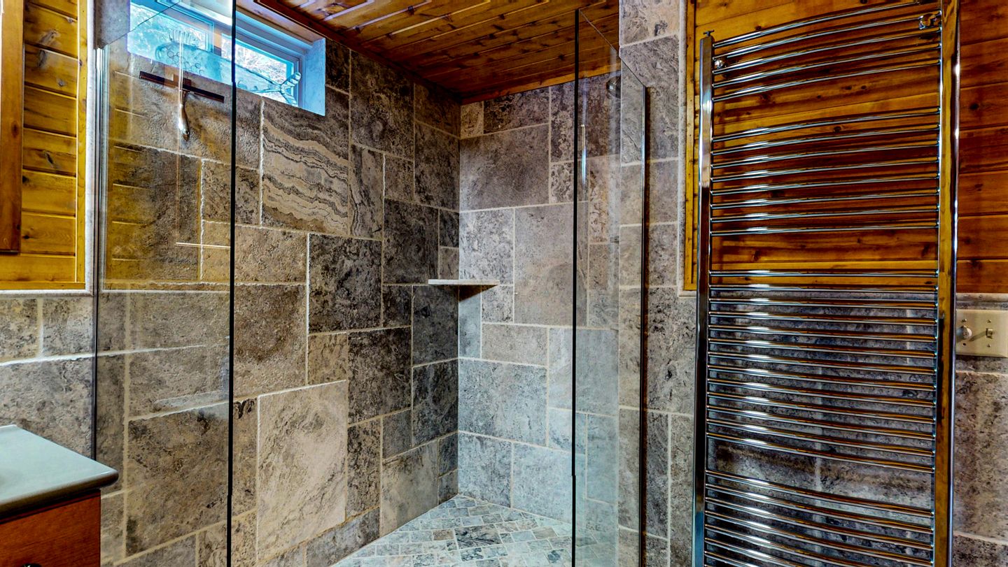 Ultimate Four-Season Escape with Scenic Porch Views in Rockwood, Maine