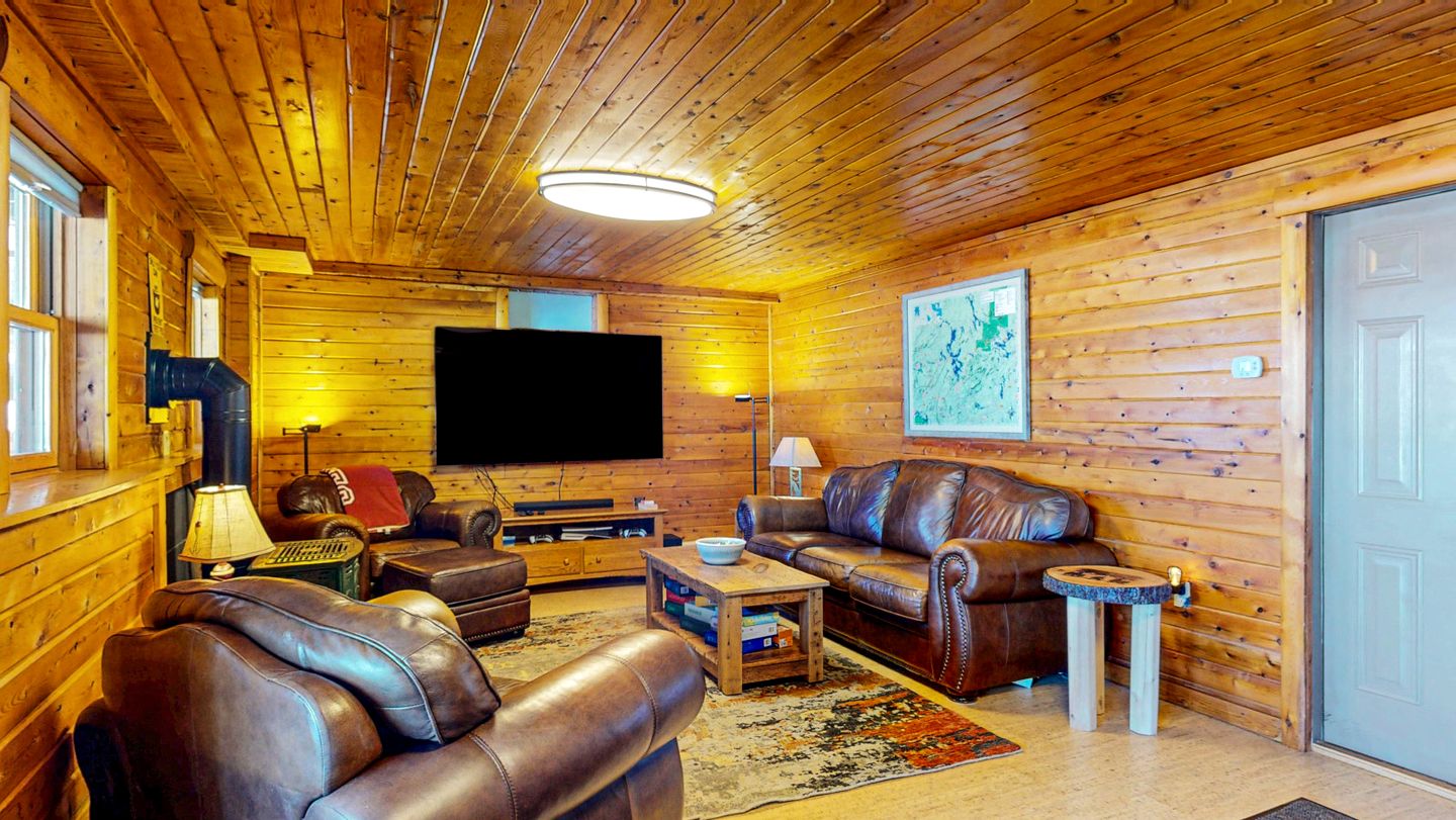 Ultimate Four-Season Escape with Scenic Porch Views in Rockwood, Maine