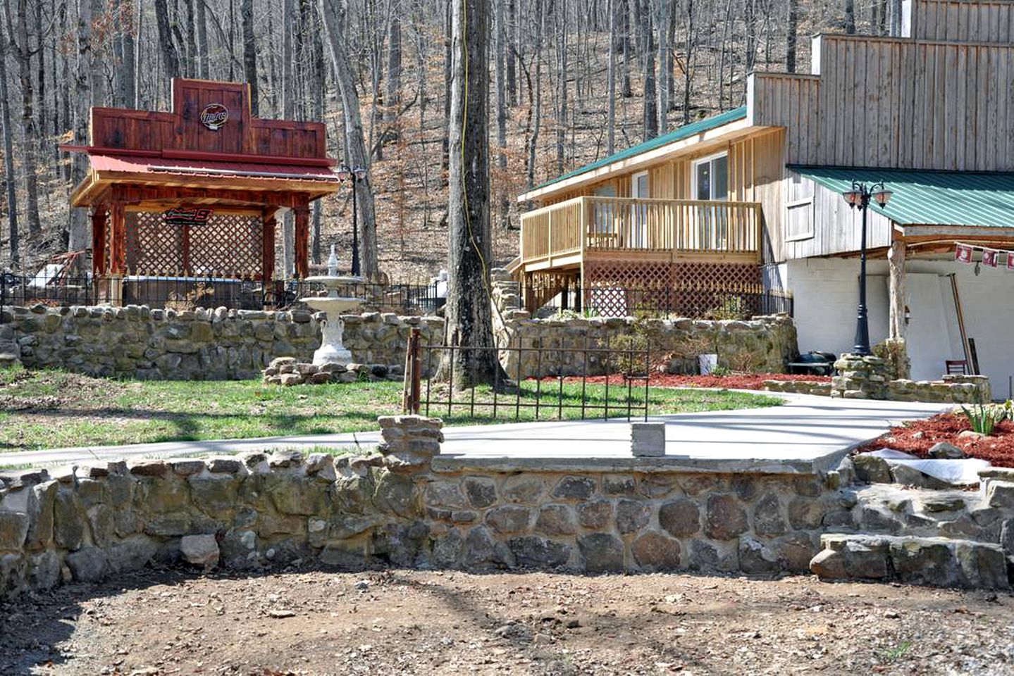 Nature Lodges (Union Grove, Alabama, United States)