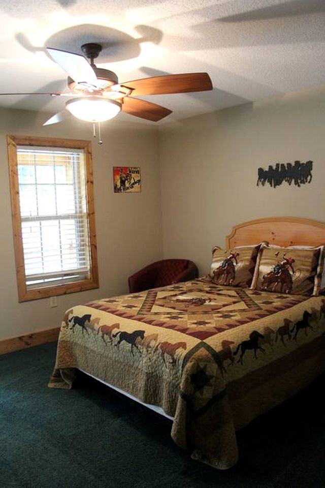 Wheelchair-Accessible Vacation Rental in a Beautiful County Setting near Union Grove, Alabama