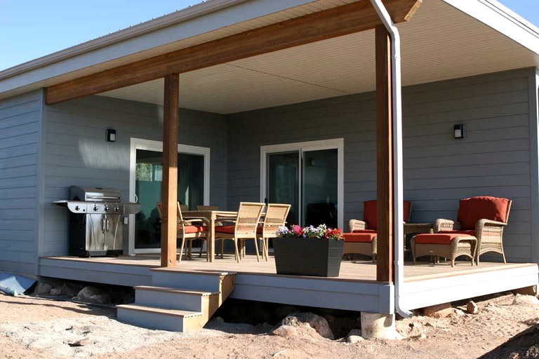 Capitol Reef cabin's decking